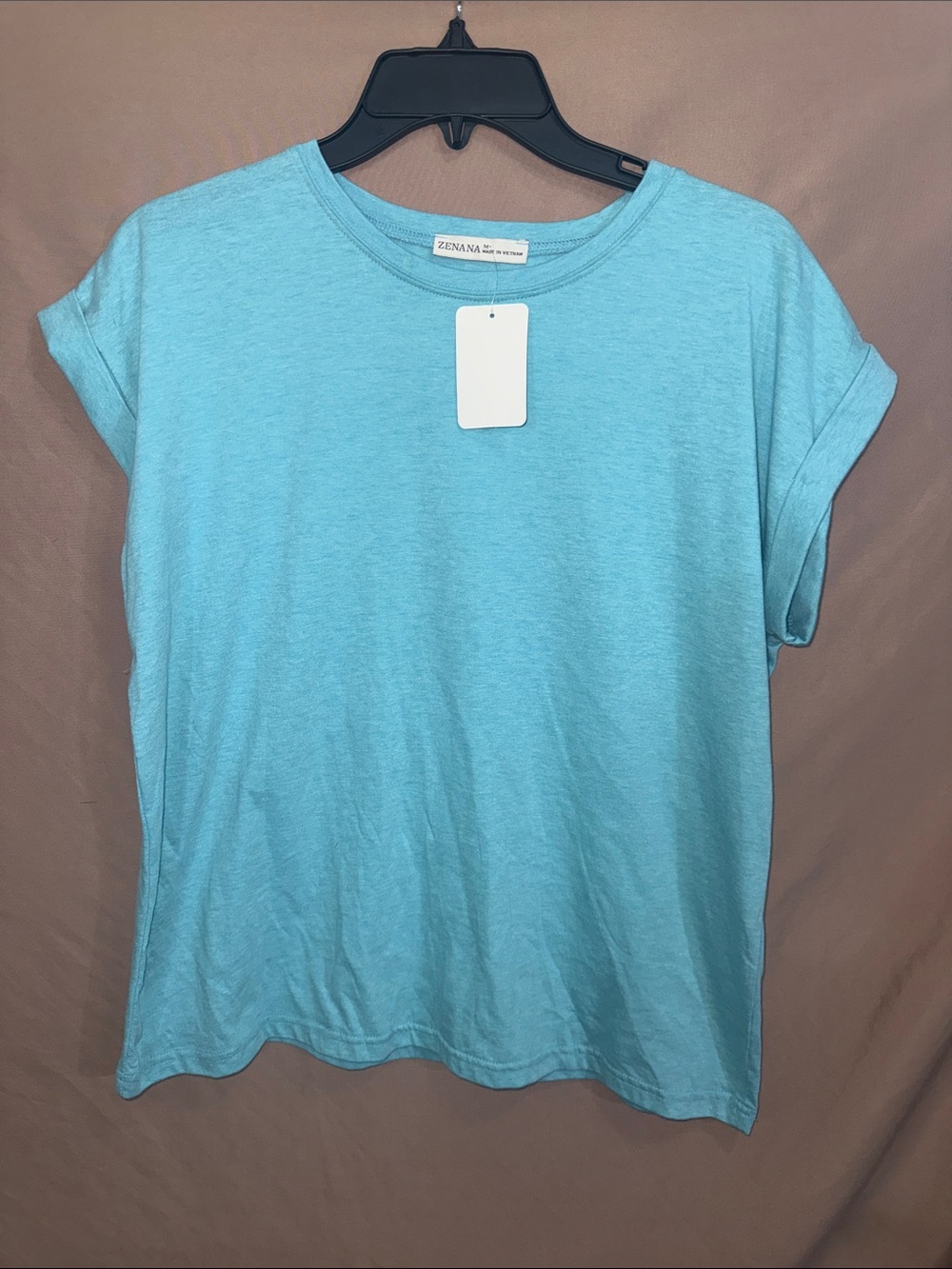 NWT Women’s Medium Zenana Outfitters Sky Blue Rolled Sleeve Crewneck Tee